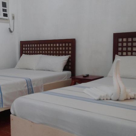 Villa Criselda Resort Balabag  Dış mekan fotoğraf