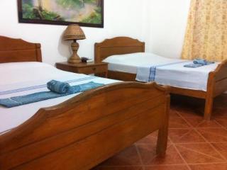 Villa Criselda Resort Balabag  Dış mekan fotoğraf