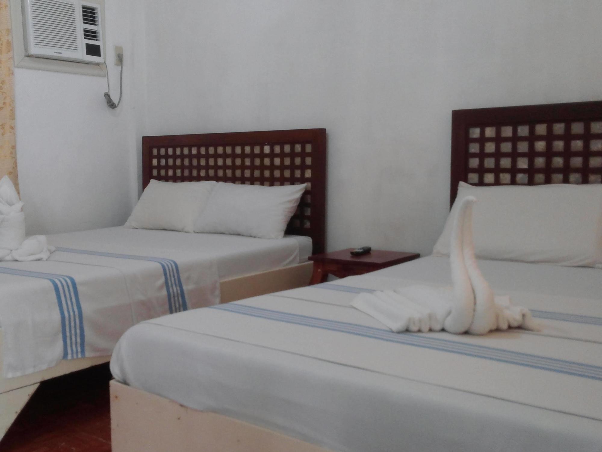 Villa Criselda Resort Balabag  Dış mekan fotoğraf